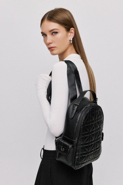 Product 2104 - Image 1